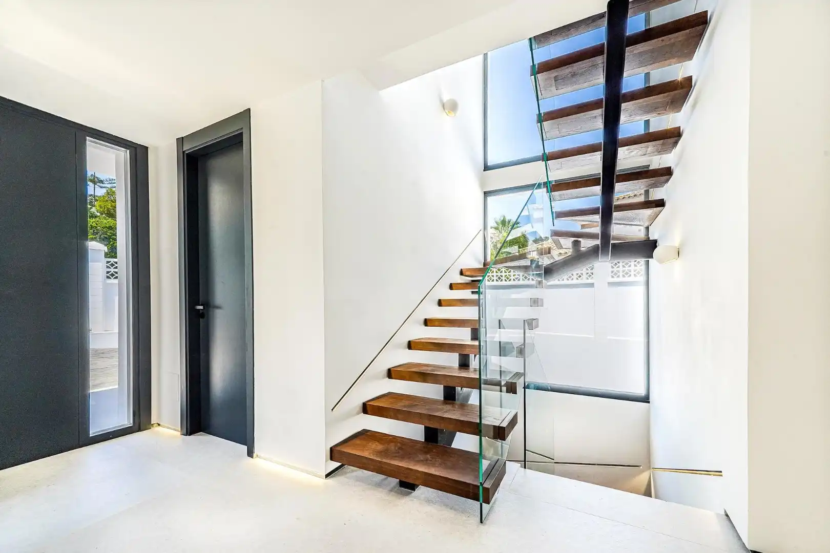 Detached house with pool for sale in Nueva Andalucía, imagen 31
