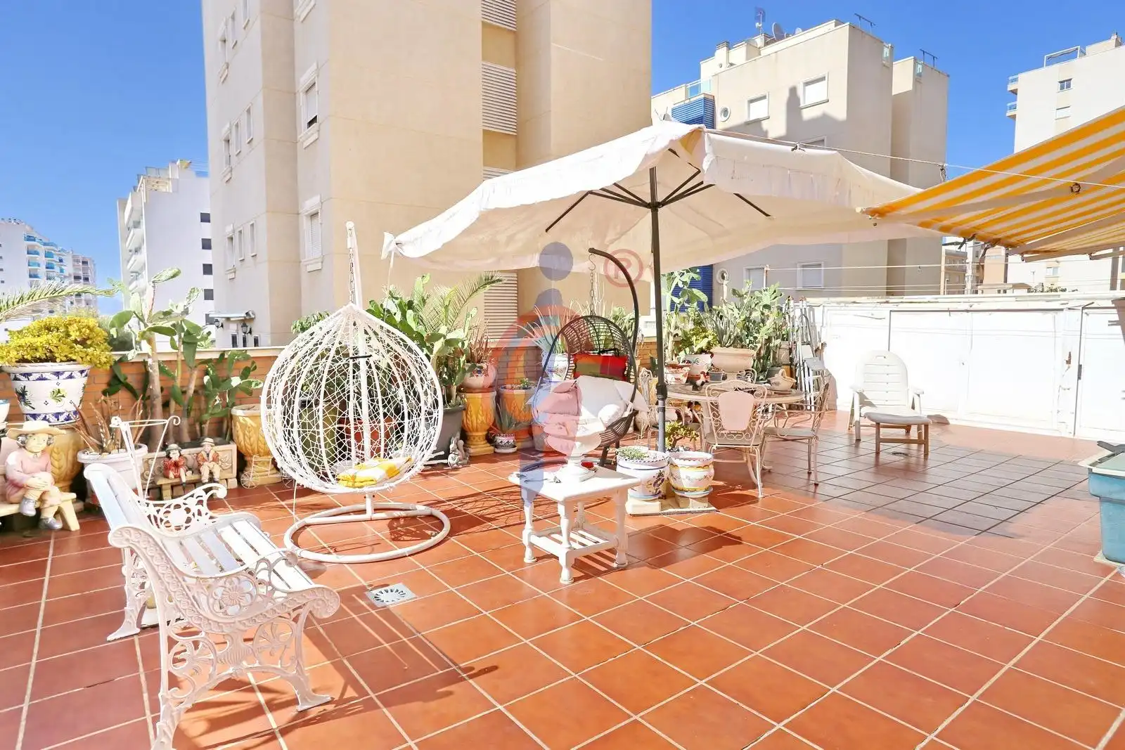 Terraza de Planta baja en venta en Guardamar del Segura con Aire acondicionado, Terraza y Trastero