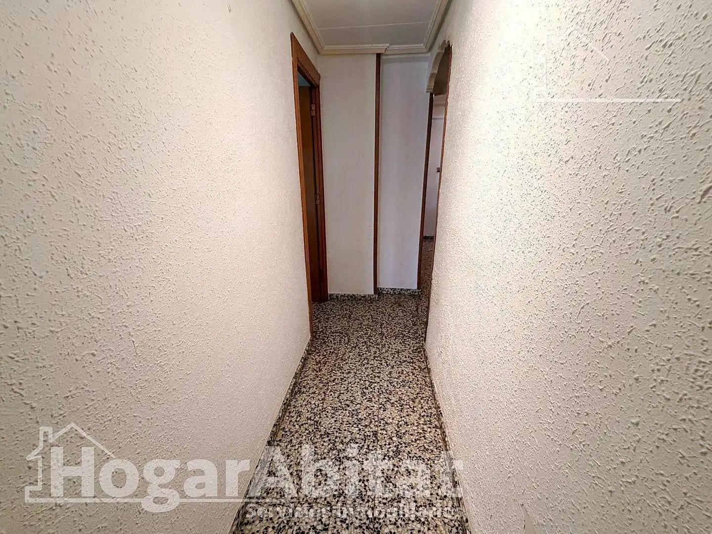 Wohnung zum Verkauf in Cheste mit Klimaanlage, Heizung und Terrasse