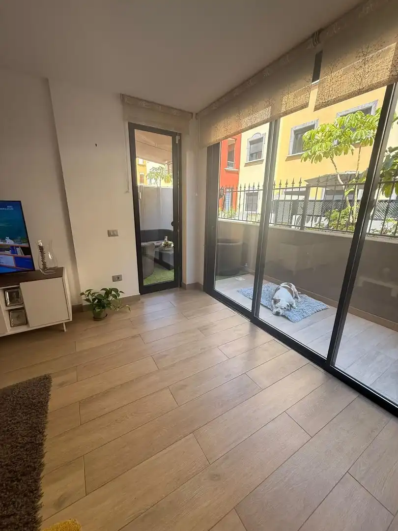 Terrassa de Apartament en venda en Adeje amb Moblat i Piscina comunitària