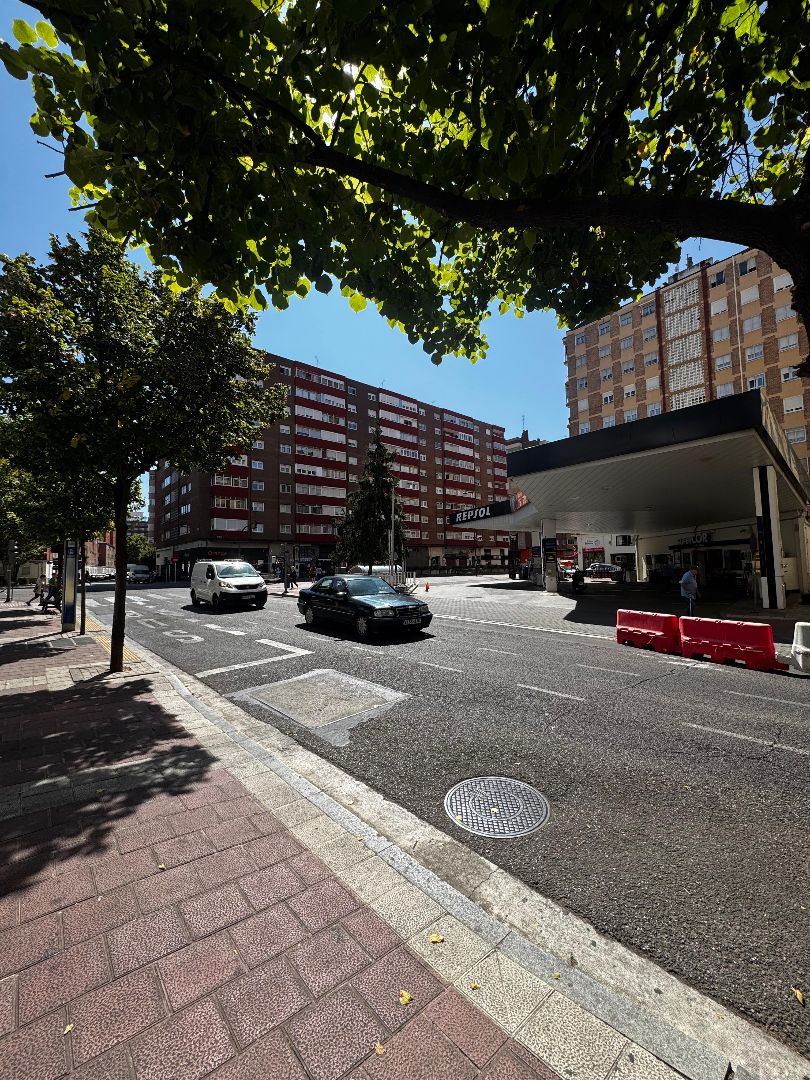 Vista exterior de Garaje en venta en Valladolid Capital