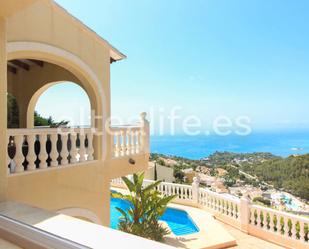 Vista exterior de Casa o xalet en venda en Altea amb Aire condicionat, Calefacció i Jardí privat