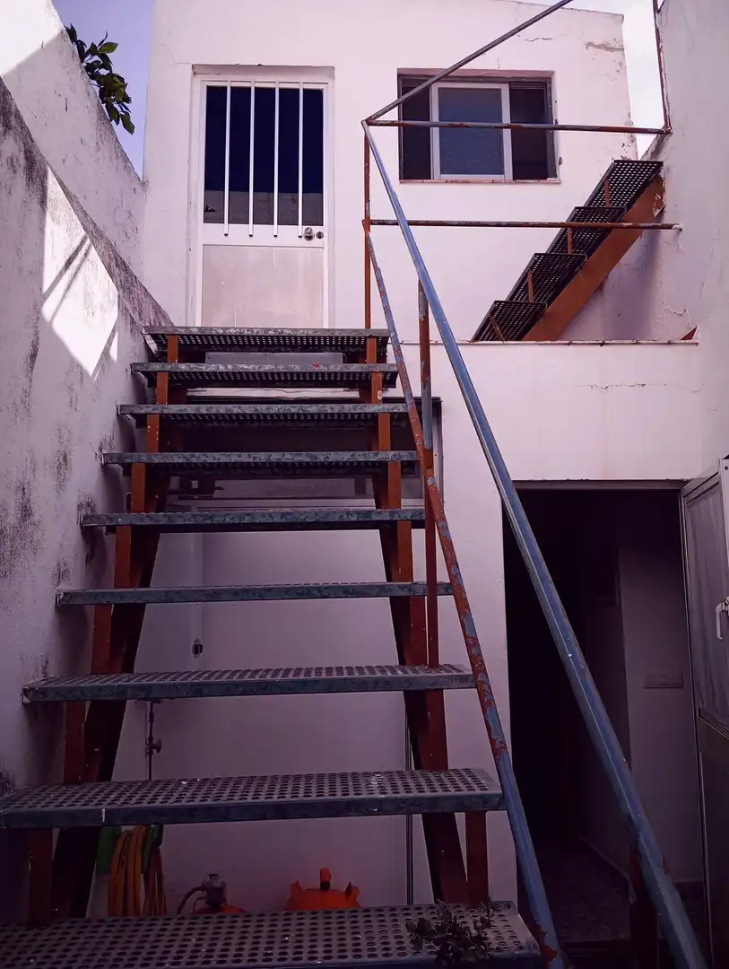 Vista exterior de Casa adosada en venta en Puerto Real con Terraza y Trastero