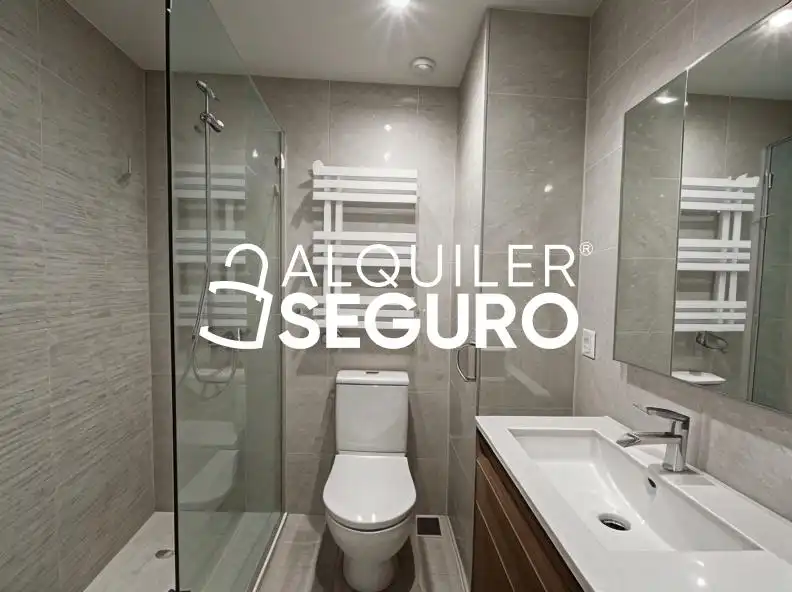 Bany de Àtic de lloguer en Las Rozas de Madrid amb Calefacció i Terrassa