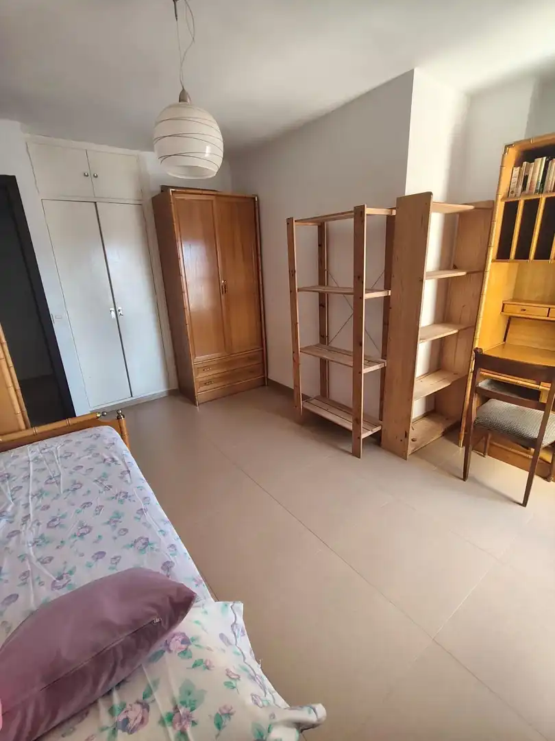 Bedroom of Flat for rent in Málaga  with Air Conditioner, Heating and Terrace