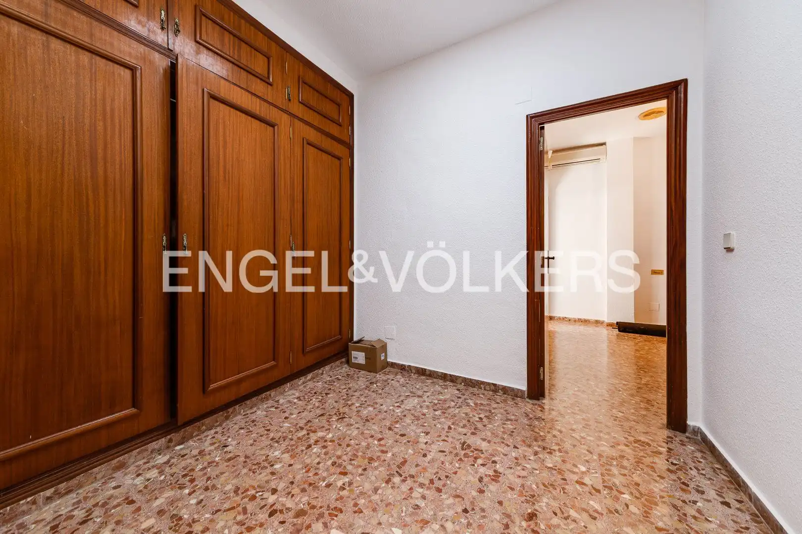 Finca rústica en venta en Torrevieja con Aire acondicionado, Calefacción y Jardín privado
