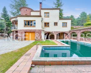 Exterior view of House or chalet for sale in Prades  with Terrace, Swimming Pool and Balcony