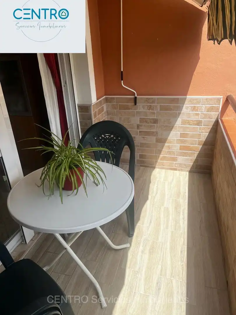 Terrasse von Wohnungen zum Verkauf in Algeciras mit Terrasse, Möbliert und Gemeinschaftspool