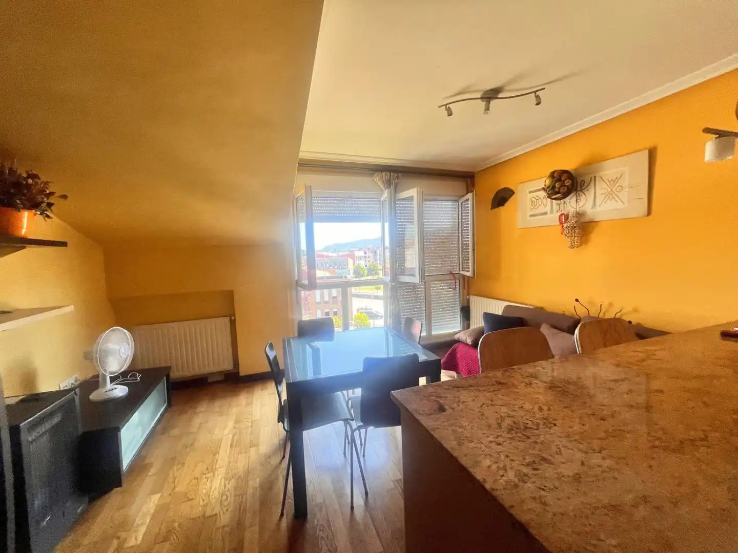Menjador de Apartament en venda en Villaviciosa amb Calefacció i Traster