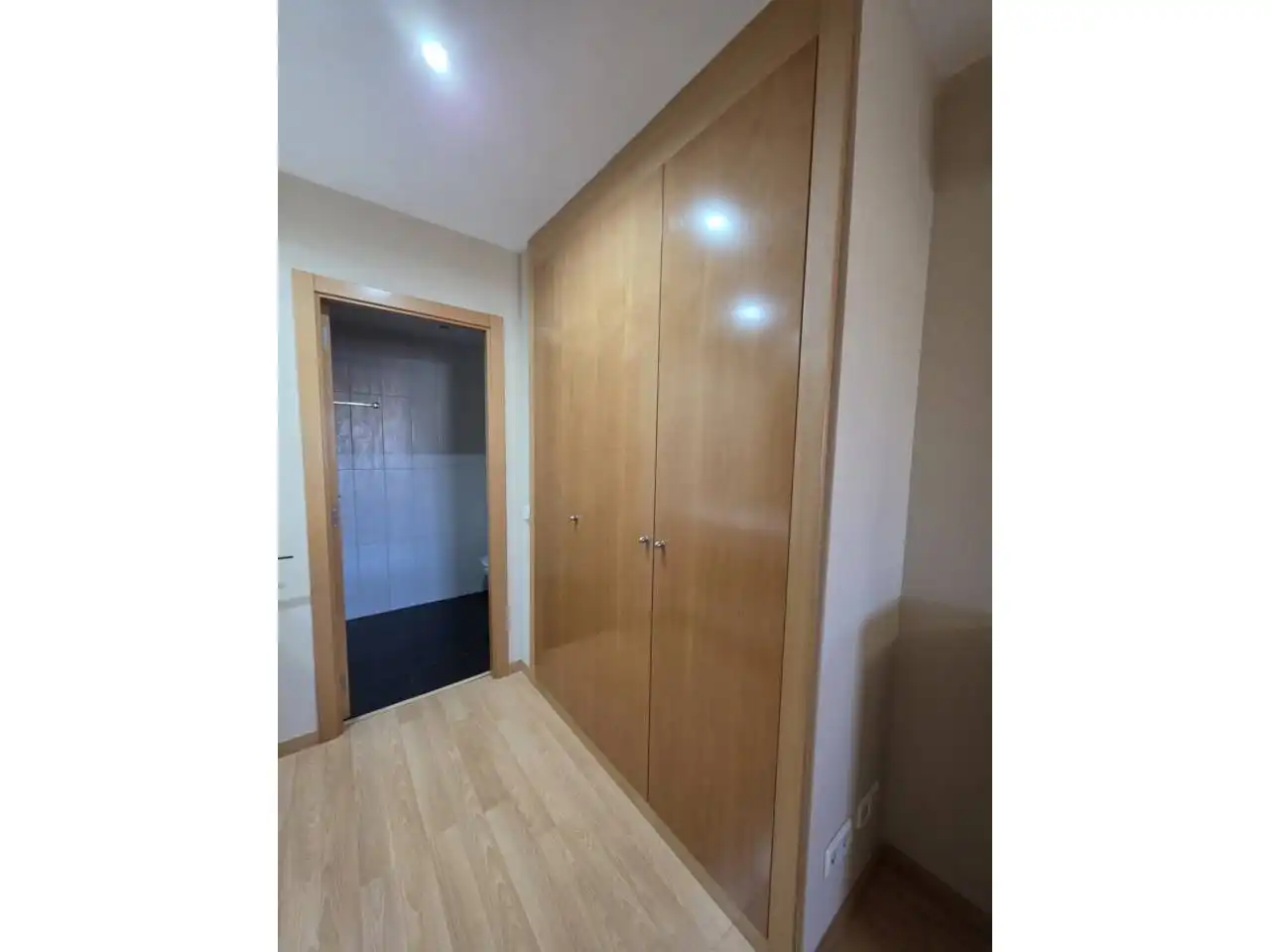Habitación de Piso de alquiler en Fuenlabrada con Aire acondicionado, Calefacción y Trastero
