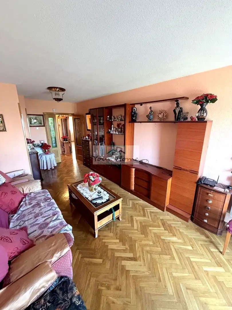 Wohnzimmer von Wohnung zum Verkauf in Madrid mit Heizung, Parkett und Gemeinschaftspool