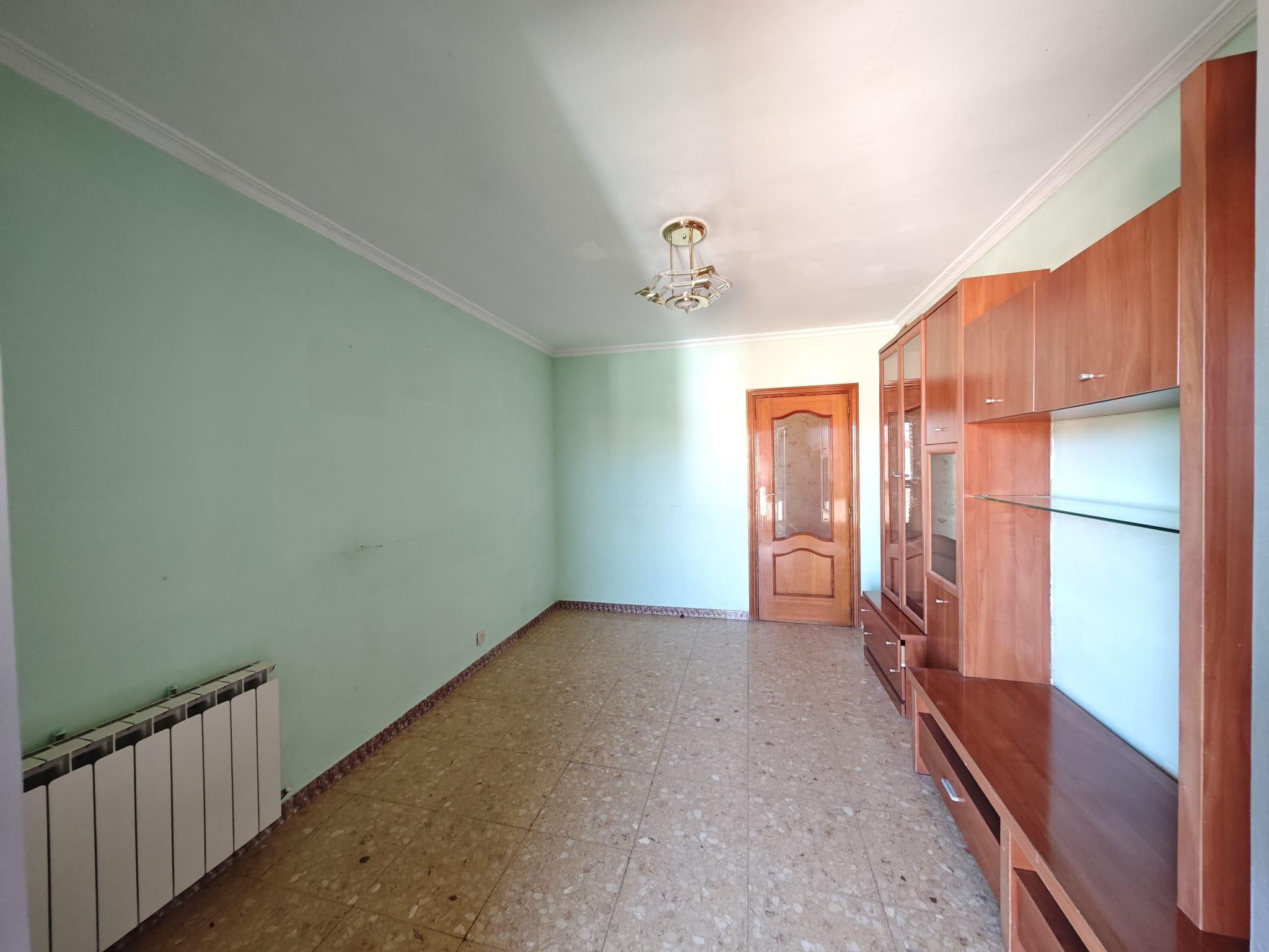 Living room of Flat for sale in  Madrid Capital  with Heating and Terrace