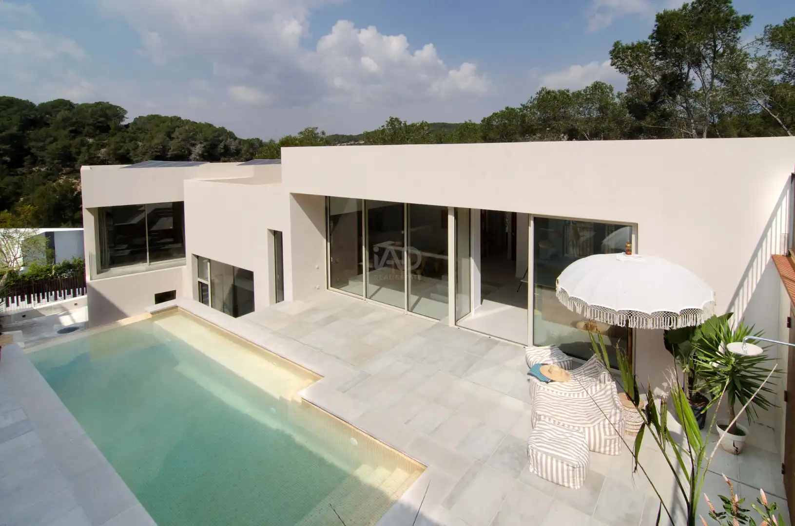 Vista exterior de Casa o xalet en venda en Sant Pere de Ribes amb Aire condicionat, Calefacció i Terrassa