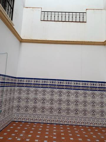 Piso en Alquiler en Calle Real de Utrera en Centro - Doña Mercedes