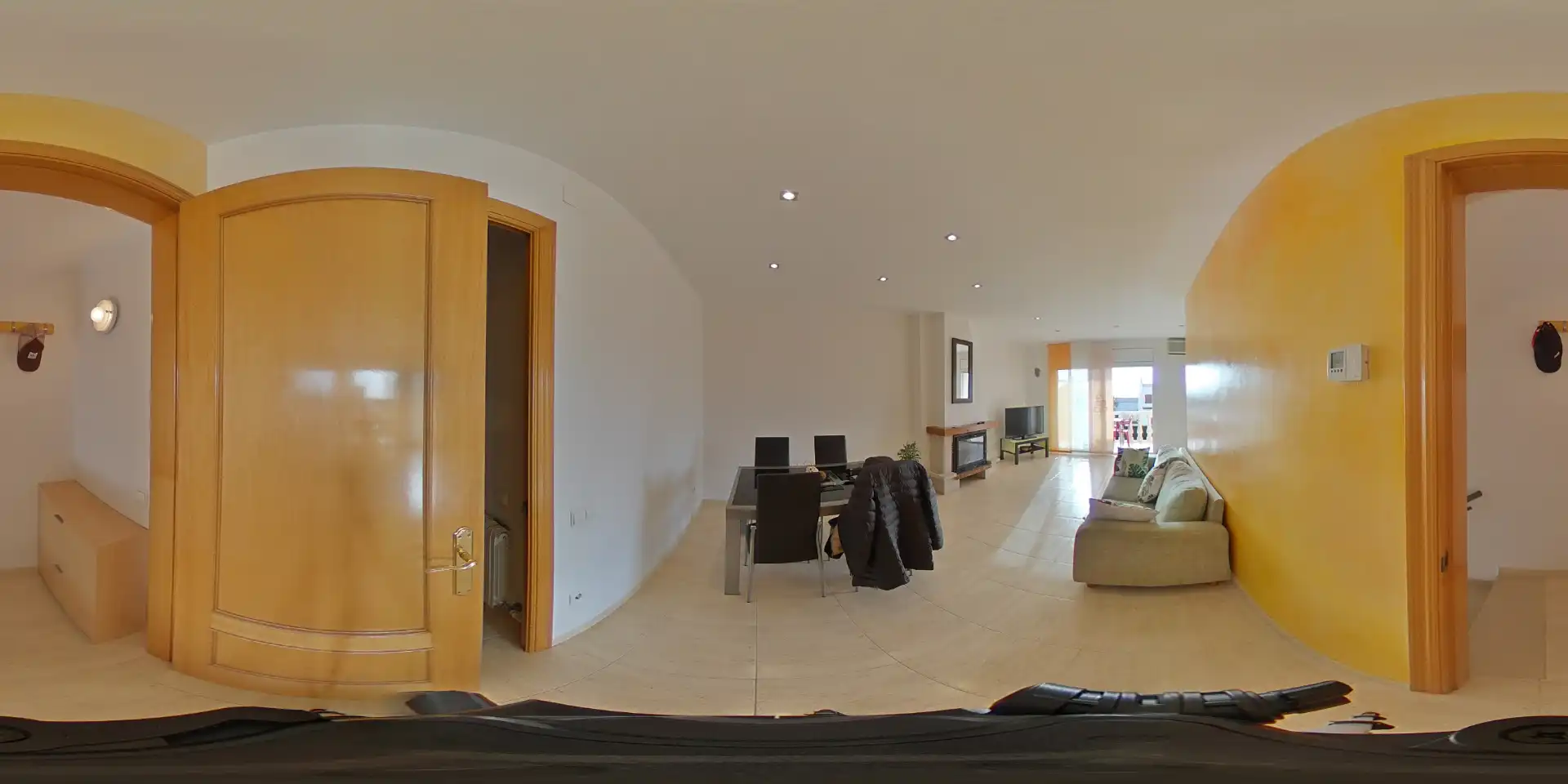 Living room of Detached homes for sale in El Vendrell  with Air Conditioner, Heating and Balcony