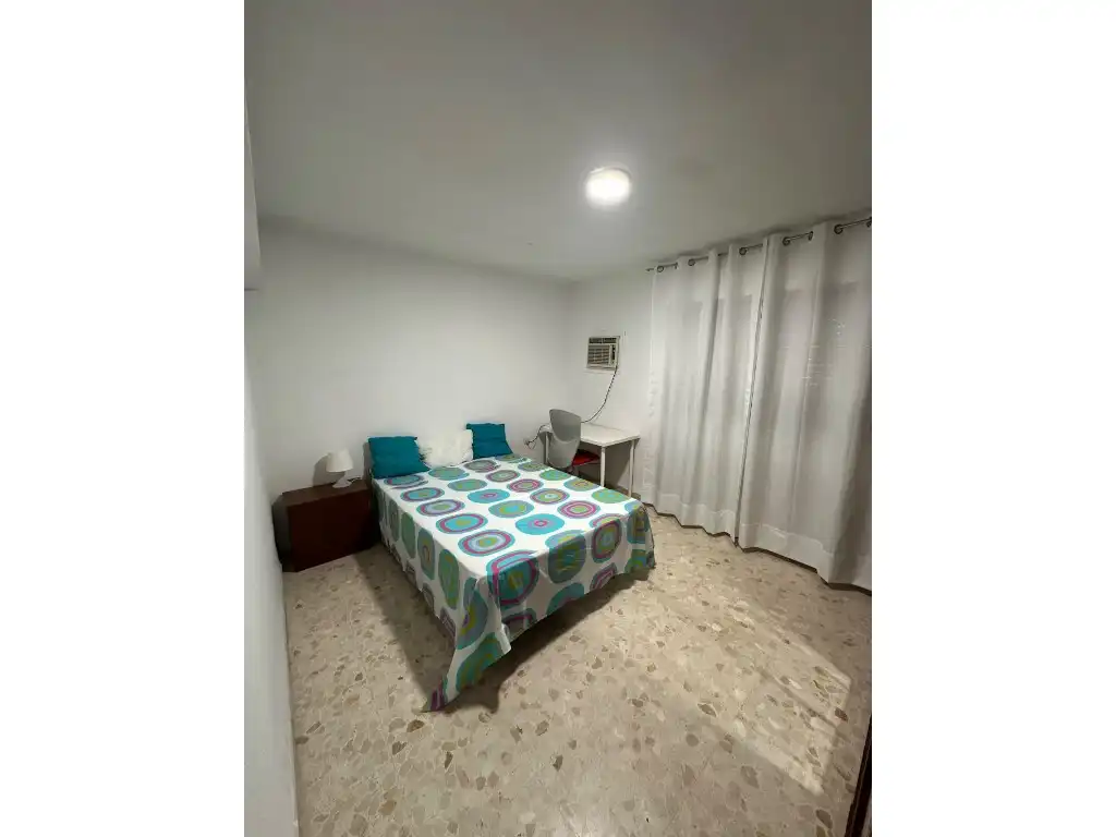 Bedroom of Flat for rent in Córdoba