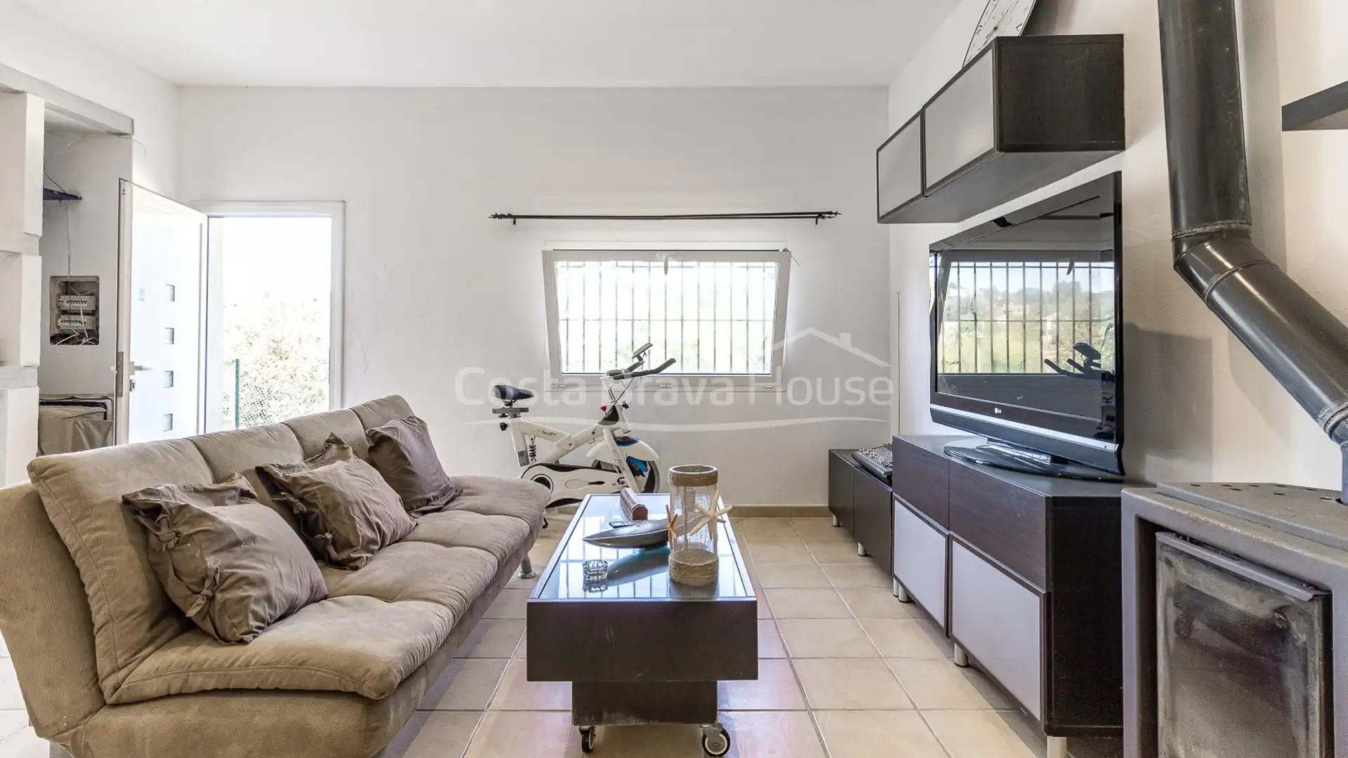 Casa con piscina en venta en Carrer de Joaquim Ruyra, imagen 29