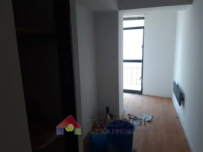 Schlafzimmer von Büro zum Verkauf in Navia