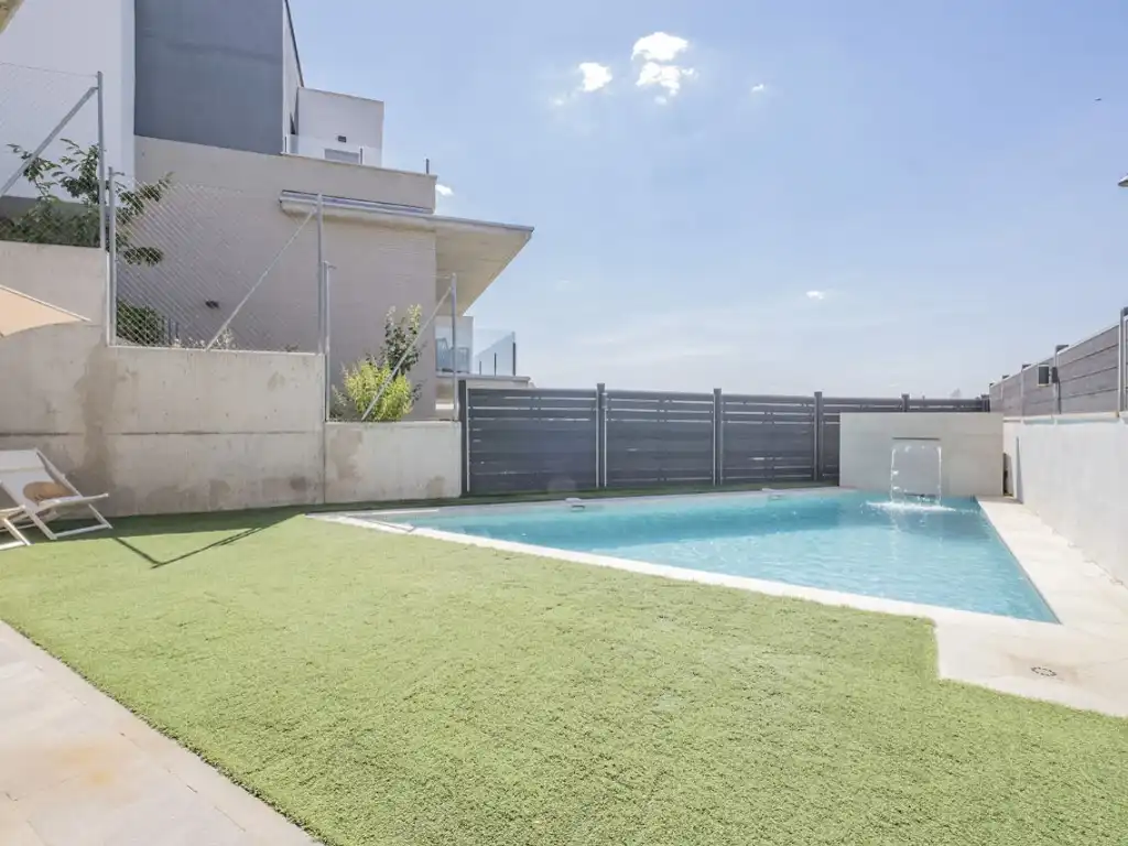 Villa mit Terrasse zum Verkauf in Calle Benicarlo, imagen 4