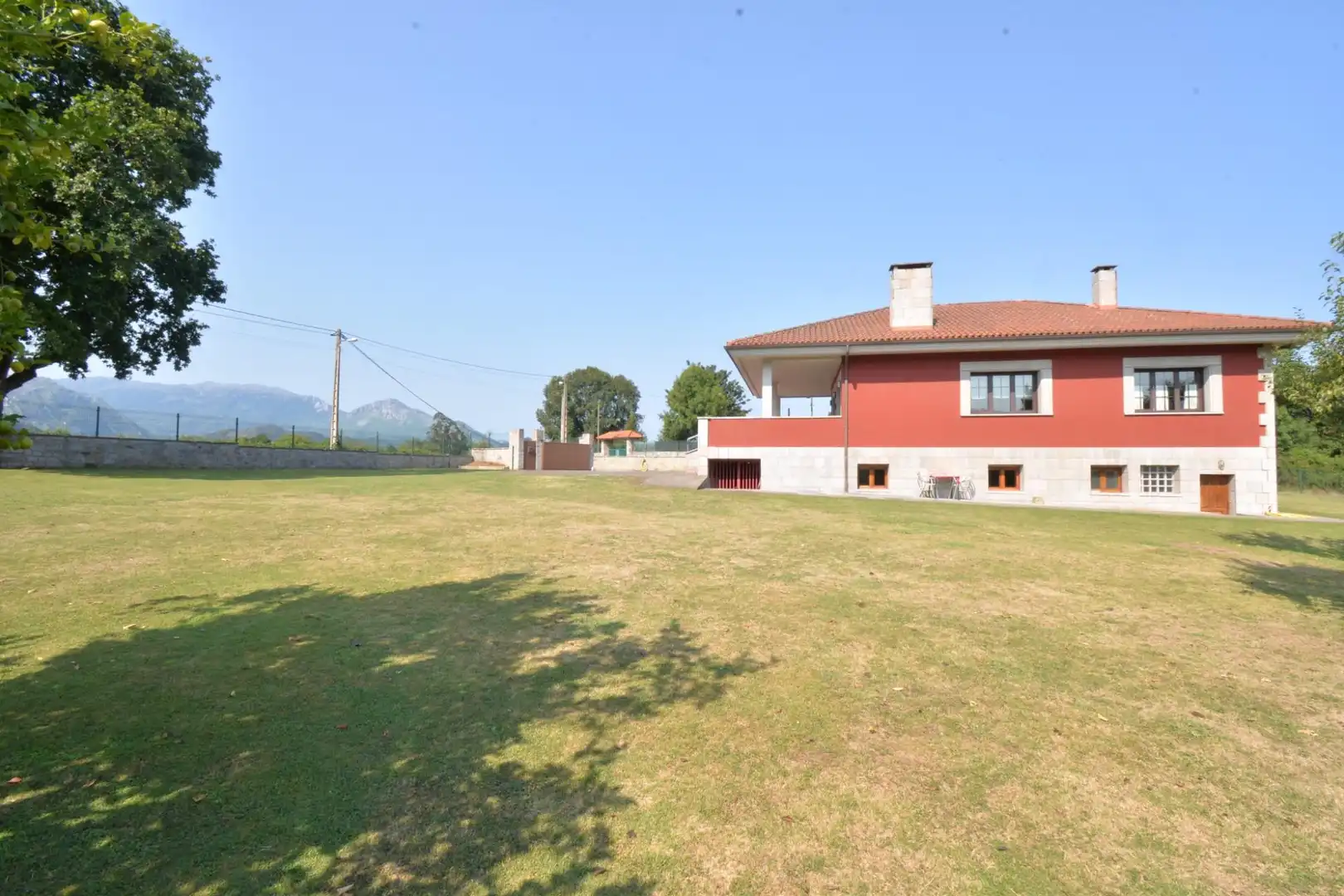 Jardín de Casa o chalet en venta en Oviedo  con Calefacción, Jardín privado y Terraza