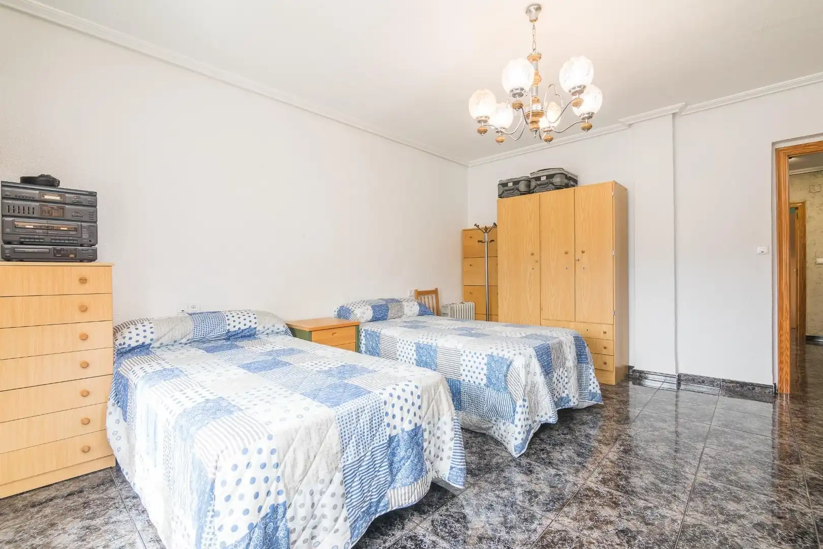 Dormitori de Casa o xalet en venda en Elche / Elx amb Aire condicionat, Jardí privat i Terrassa