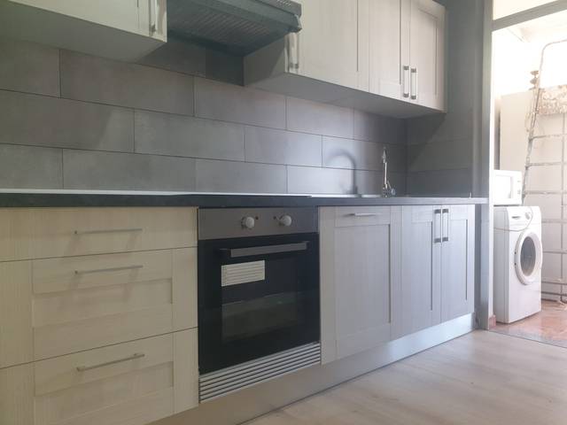 Piso en Alquiler en A Malata - Catabois - Ciudad Jardín