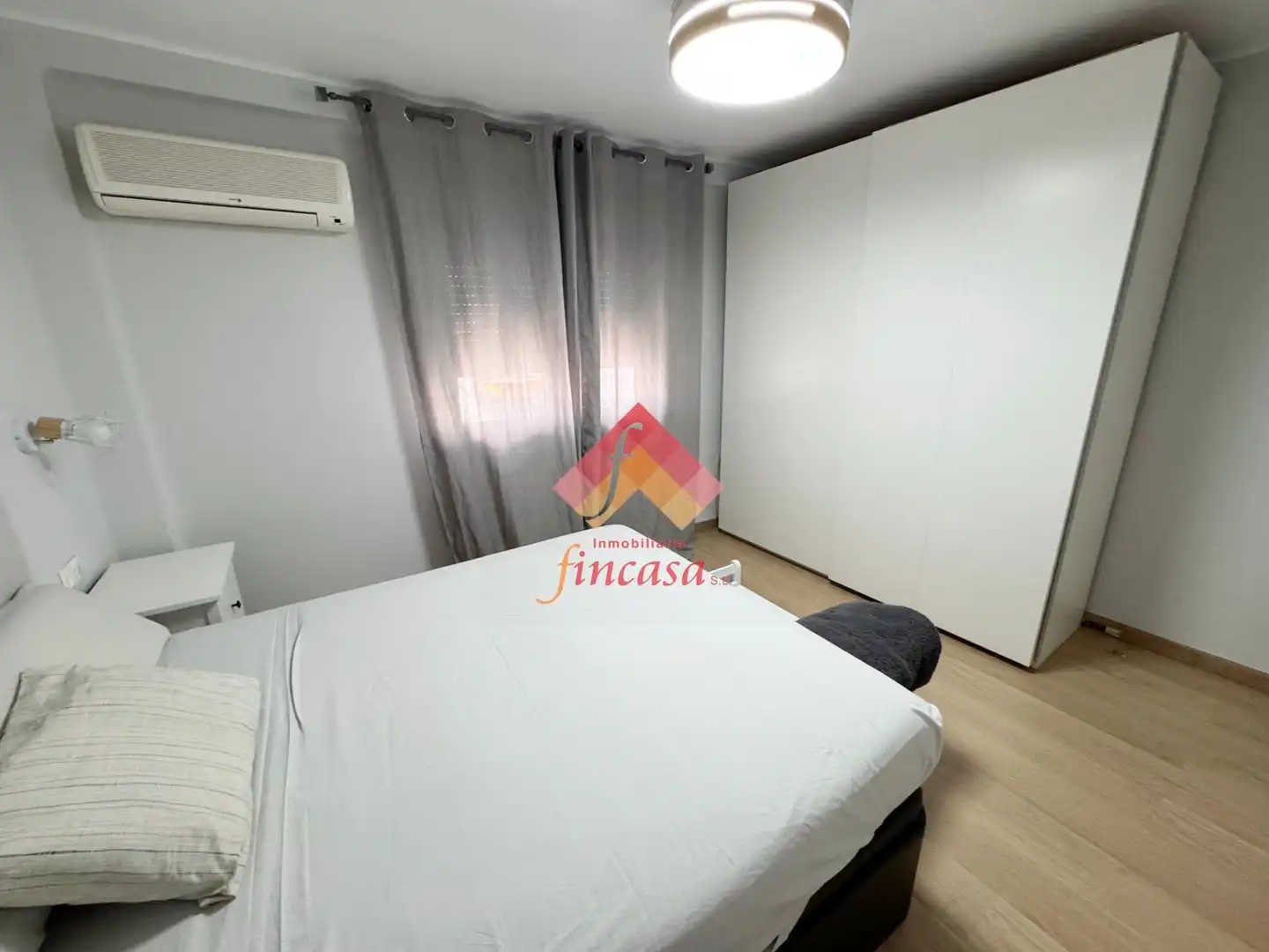 Bedroom of Flat for sale in Ronda  with Terrace and Storage room