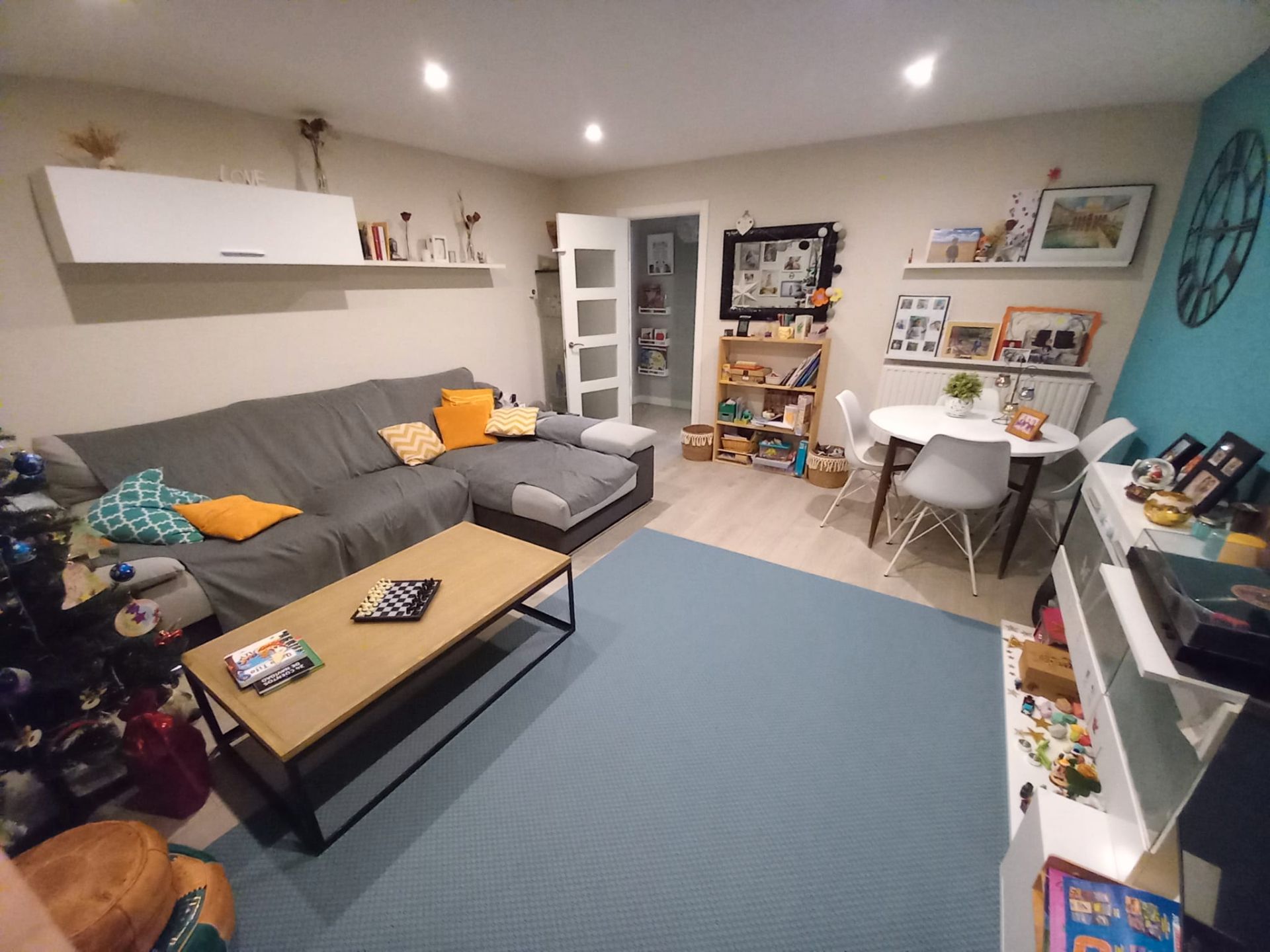 Sala d'estar de Pis en venda en San Sebastián de los Reyes amb Aire condicionat i Calefacció