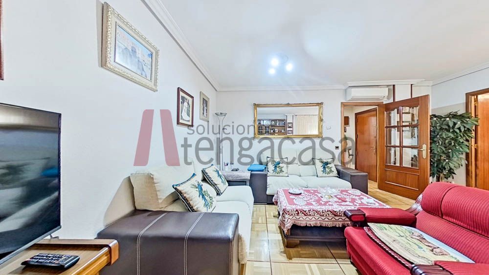 Living room of Flat for sale in  Madrid Capital  with Air Conditioner, Heating and Terrace