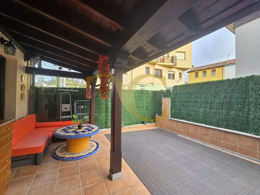 Appartement avec jardin à vendre à Nueva de Llanes