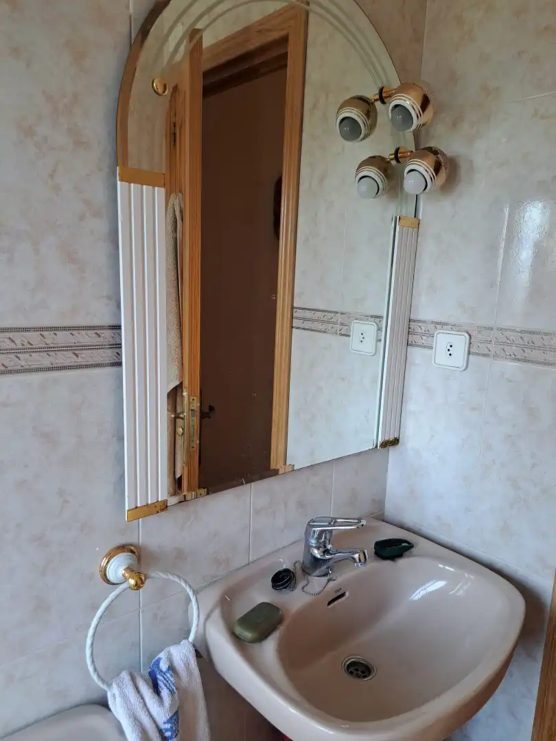 Bany de Casa o xalet en venda en Albalate de Zorita amb Calefacció, Jardí privat i Terrassa