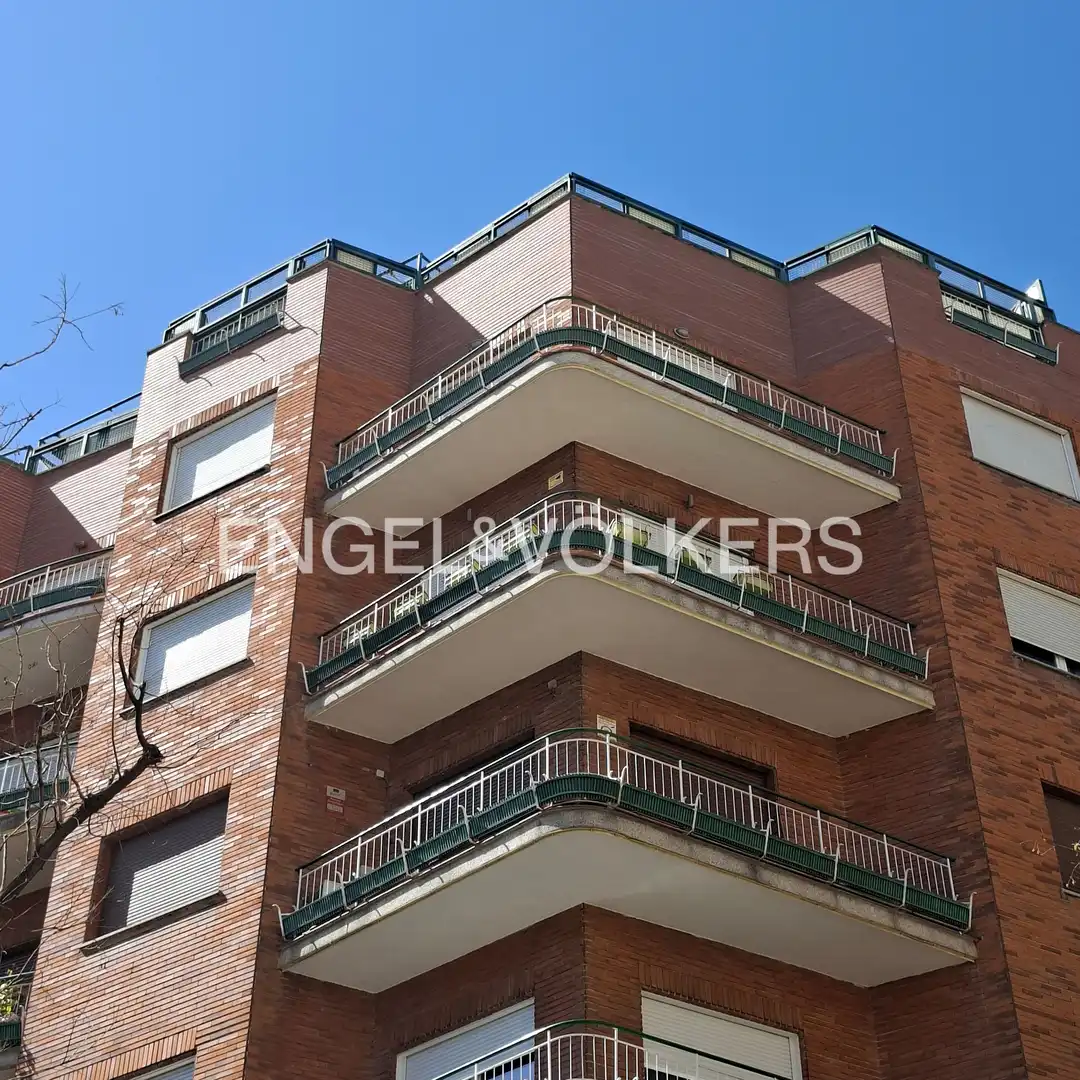 Exterior view of Flat for sale in Madrid  with Air Conditioner, Heating and Terrace