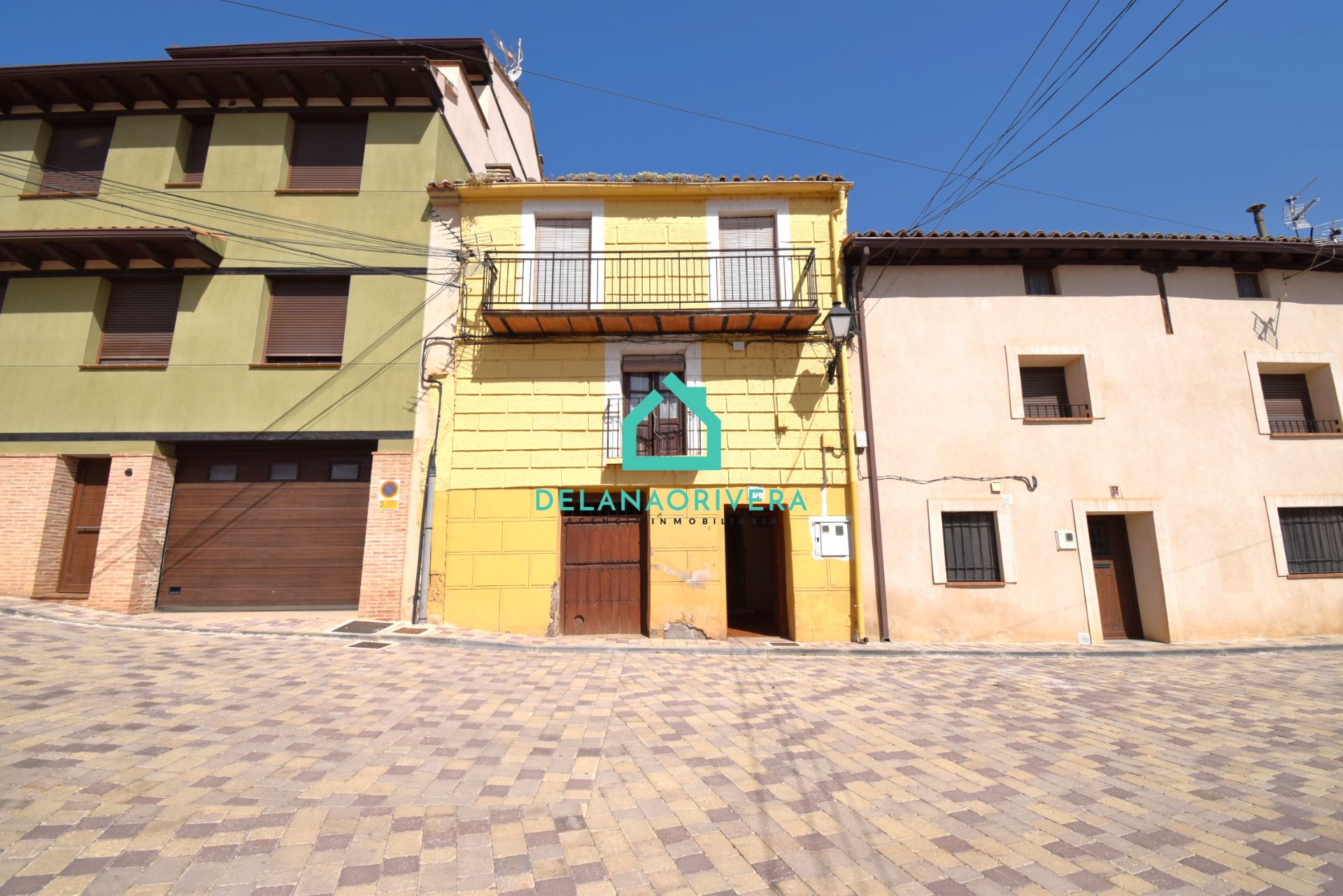 Vista exterior de Casa o xalet en venda en Molina de Aragón amb Calefacció, Jardí privat i Traster