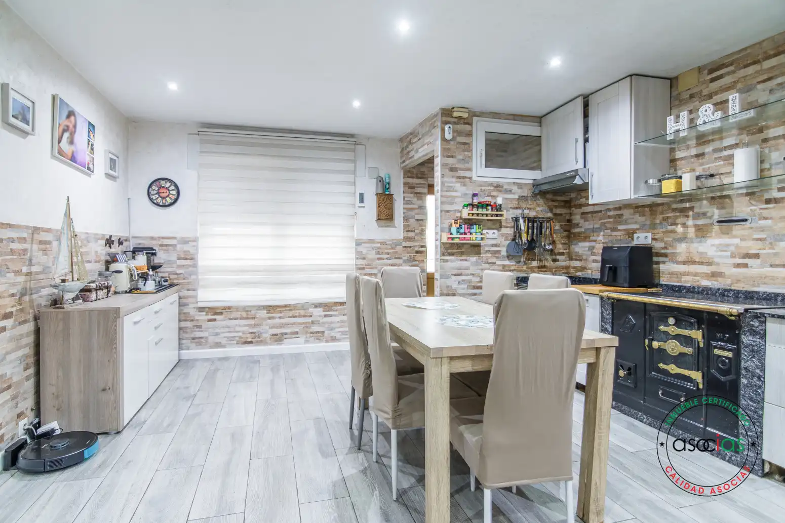 Cocina de Casa adosada en venta en Gijón  con Calefacción, Jardín privado y Parquet