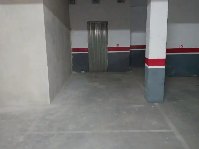 Parking of Garage for rent in Gandia