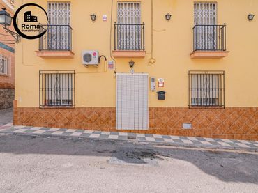 Casa pareada en venta en La Zubia Ciudad