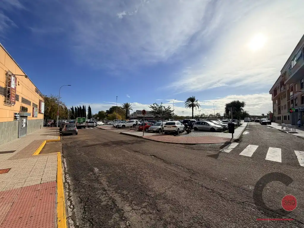 Parking of Flat for sale in Badajoz