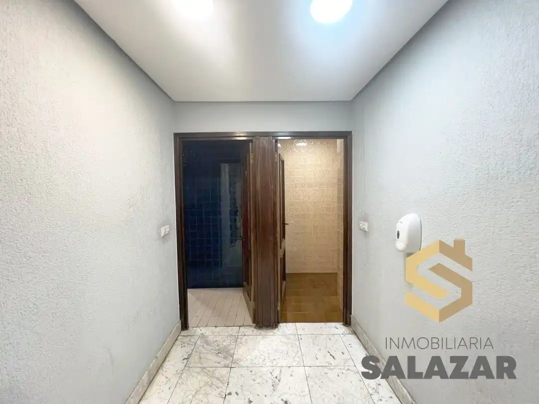 Office space with lift for sale in Diego Lopez Haroko Kale Nagusia, imagen 22