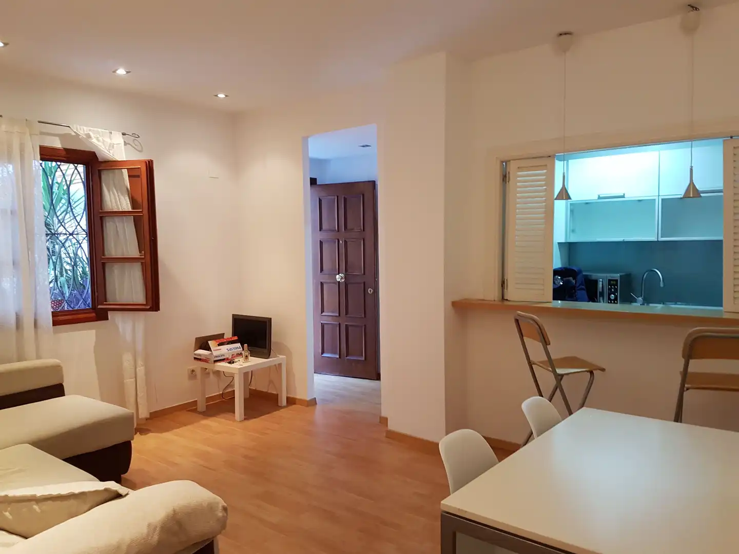 Sala d'estar de Apartament de lloguer en Sevilla amb Aire condicionat, Moblat i Rentadora