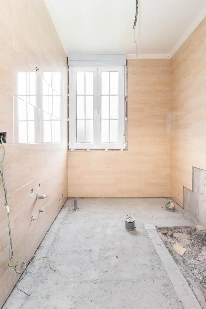 Bany de Casa o xalet en venda en Oviedo  amb Jardí privat, Terrassa i Balcó