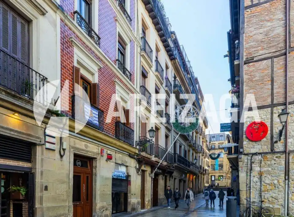 Vista exterior de Ático en venta en Donostia - San Sebastián  con Calefacción