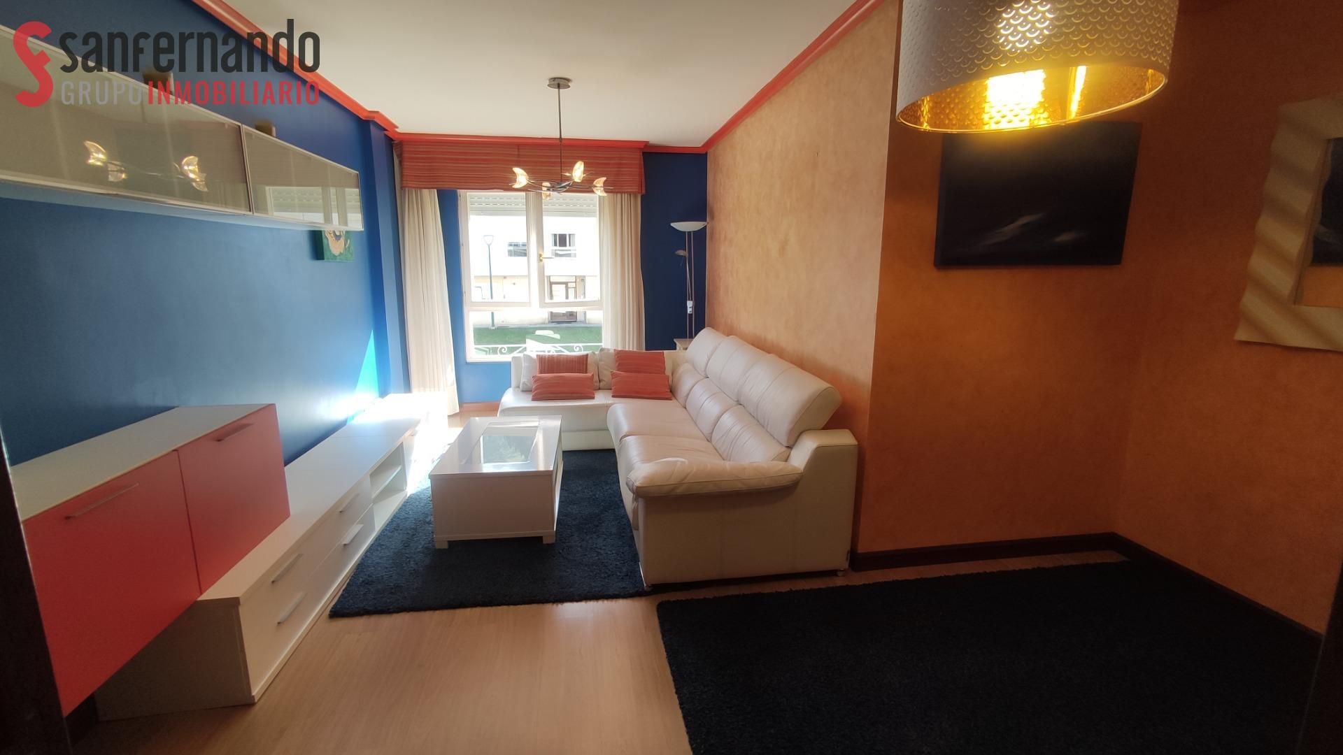 Sala de estar de Piso en venta en Corvera de Toranzo