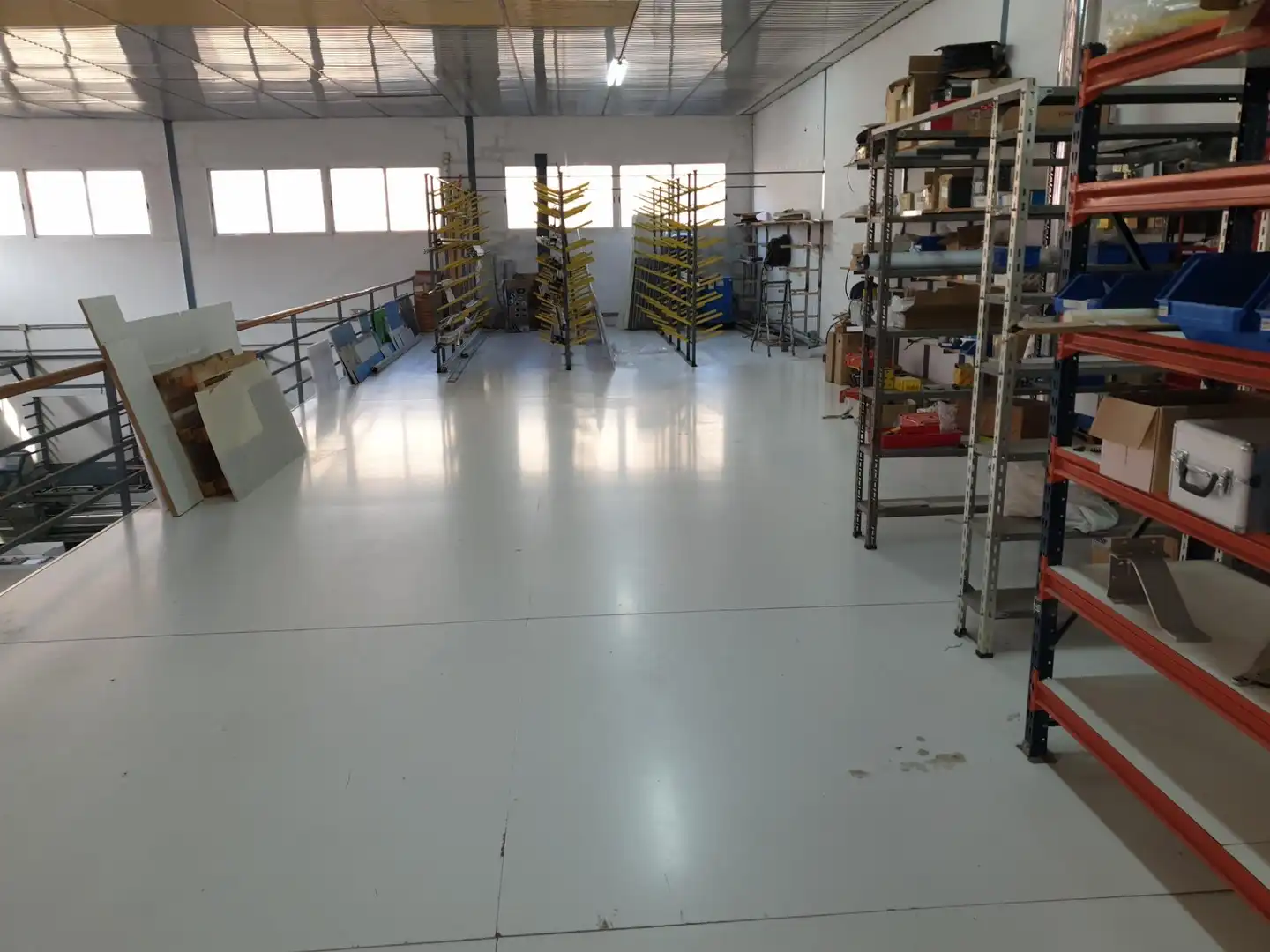 Nau industrial de lloguer en Elda