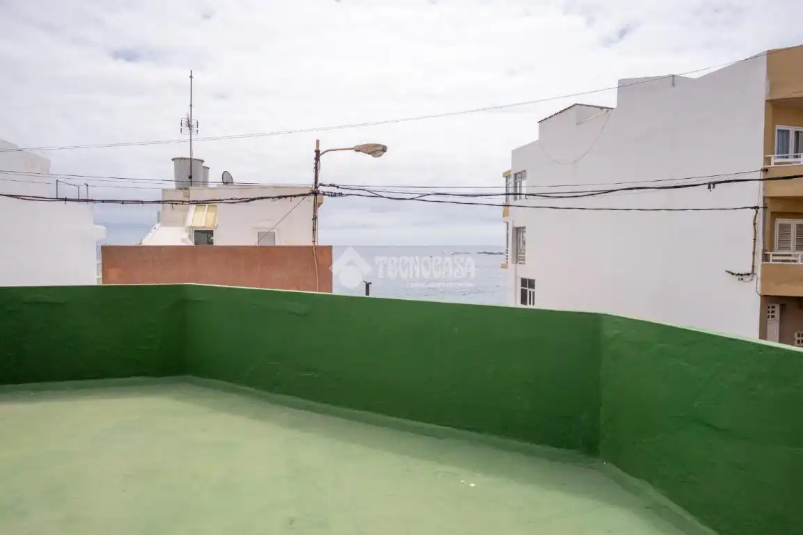Vista exterior de Casa o chalet en venta en Playa del Hombre - Taliarte - Salinetas