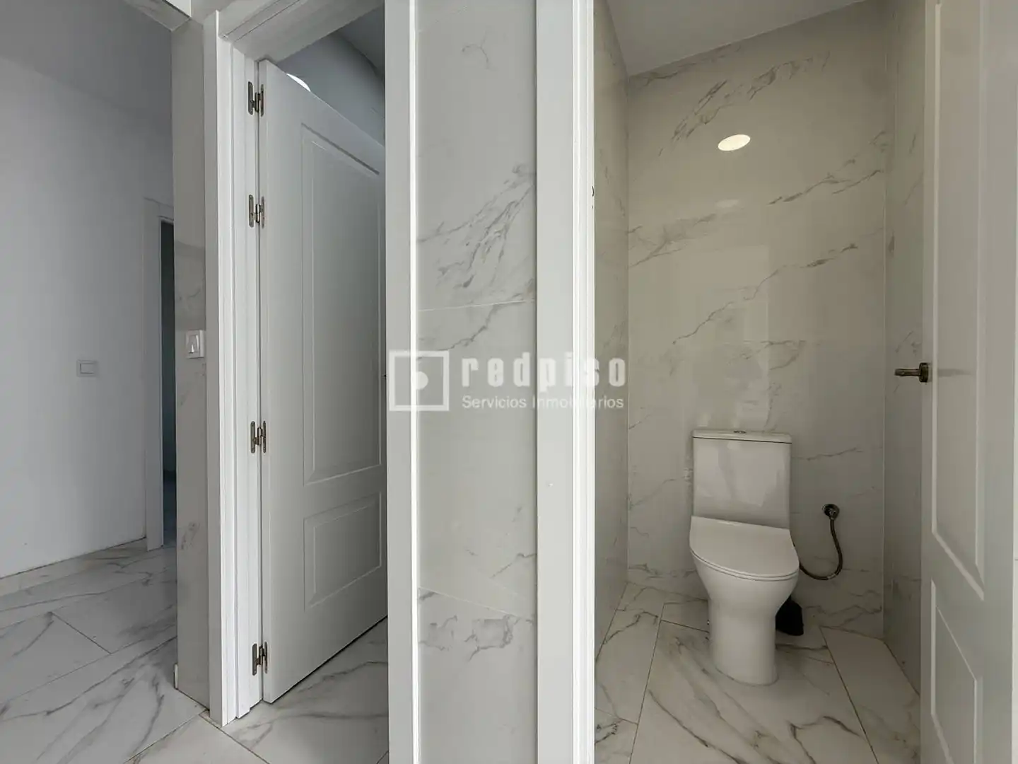 Bathroom of Houses for sale in Málaga  with Air Conditioner, Private garden and Furnished