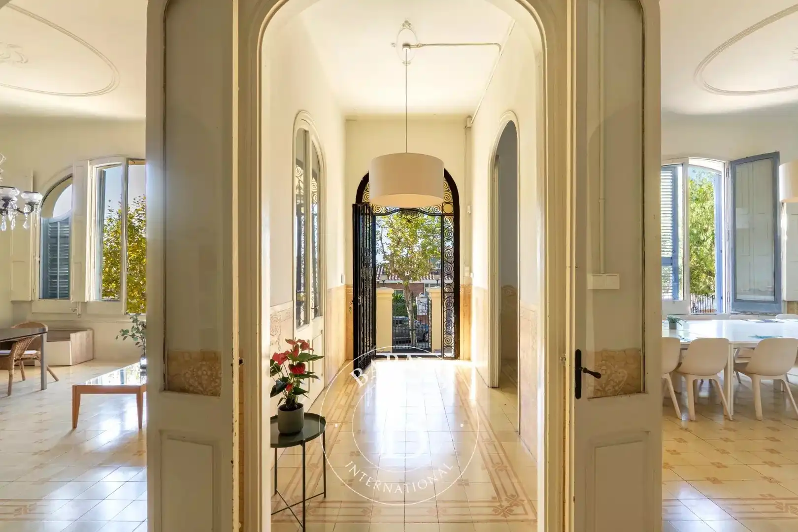 Casa amb piscina en venda a Califòrnia - Santa Madrona, imagen 9