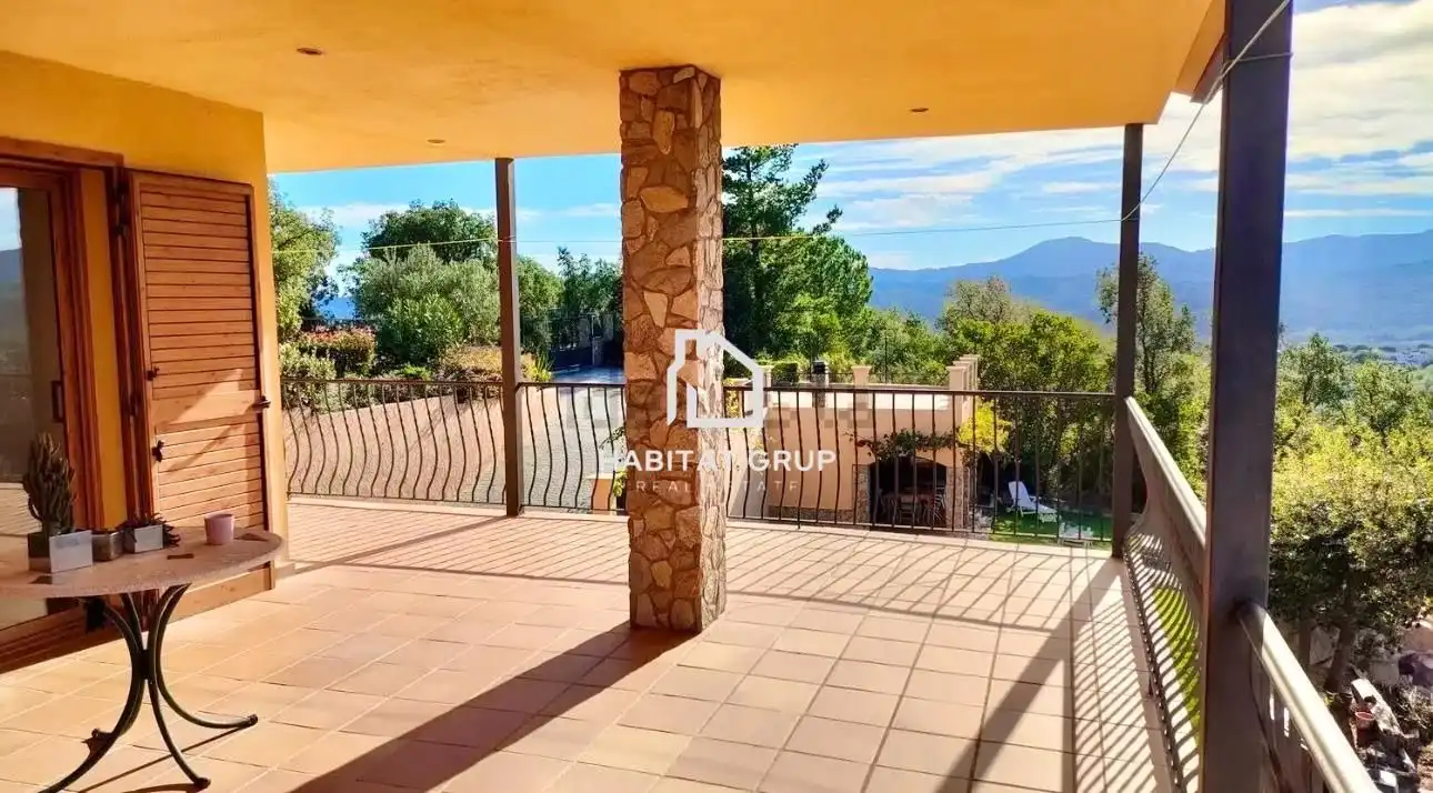 Casa con piscina en venta en Riells i Viabrea, imagen 4