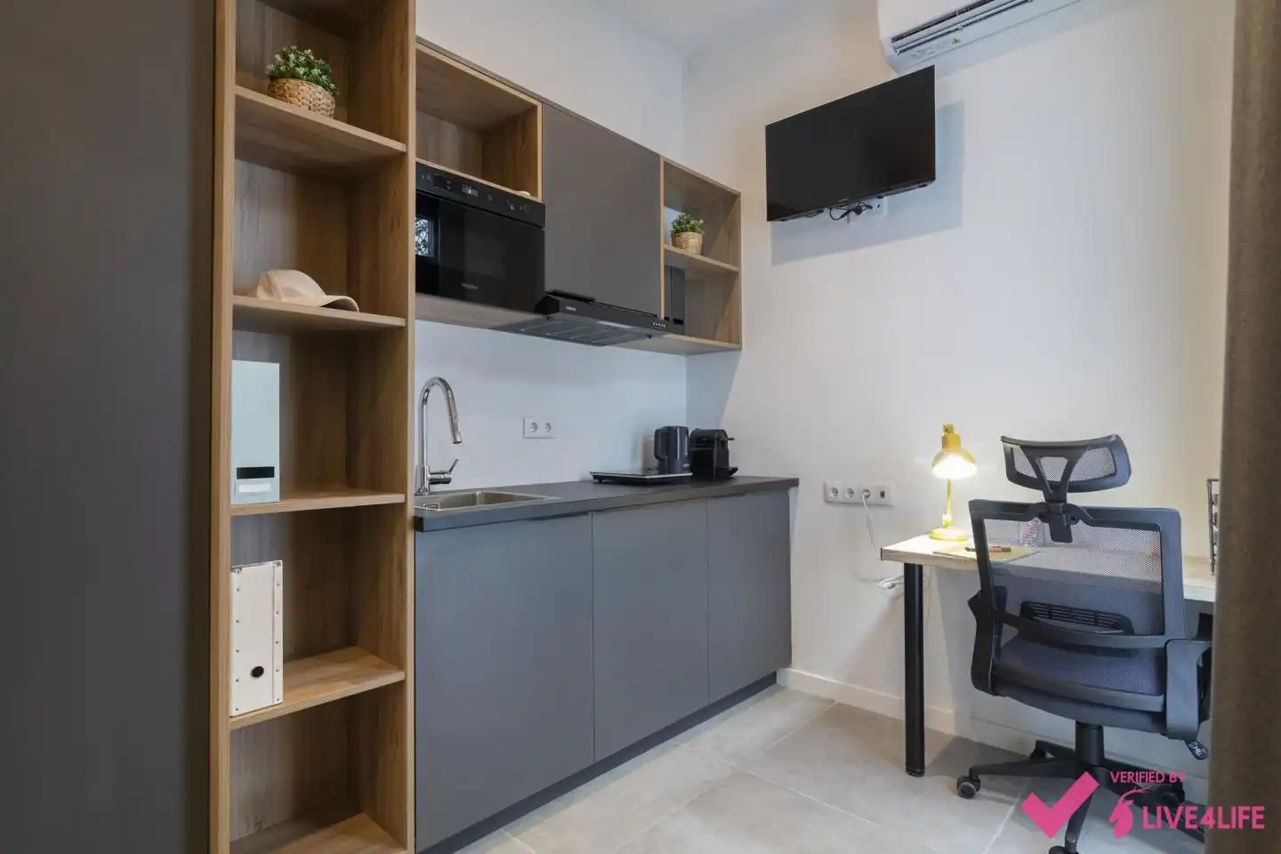 Cuina de Planta baixa per a compartir en Valencia amb Aire condicionat, Calefacció i Moblat