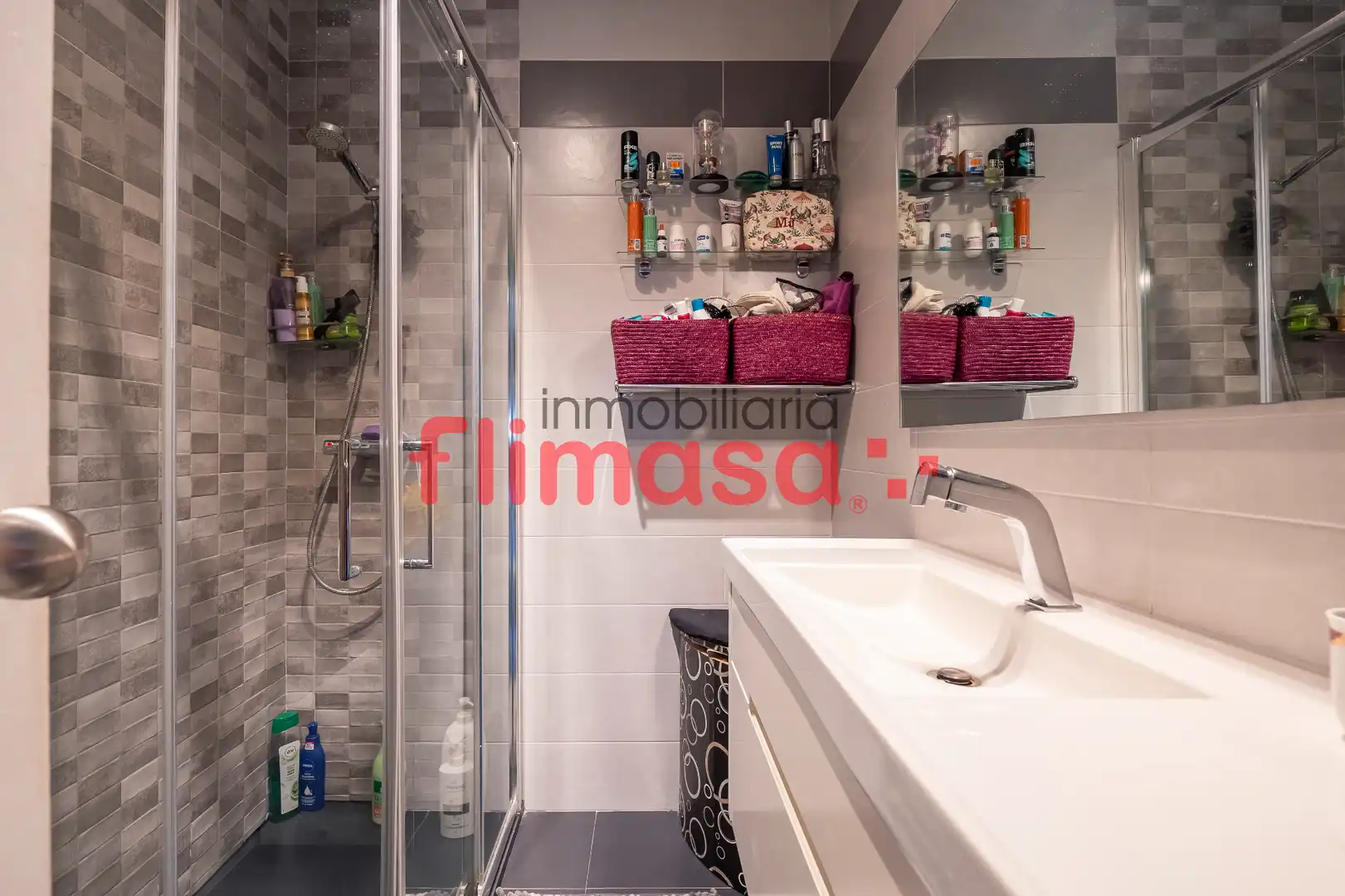 Baño de Casa adosada en venta en Villaviciosa de Odón con Aire acondicionado, Calefacción y Jardín privado
