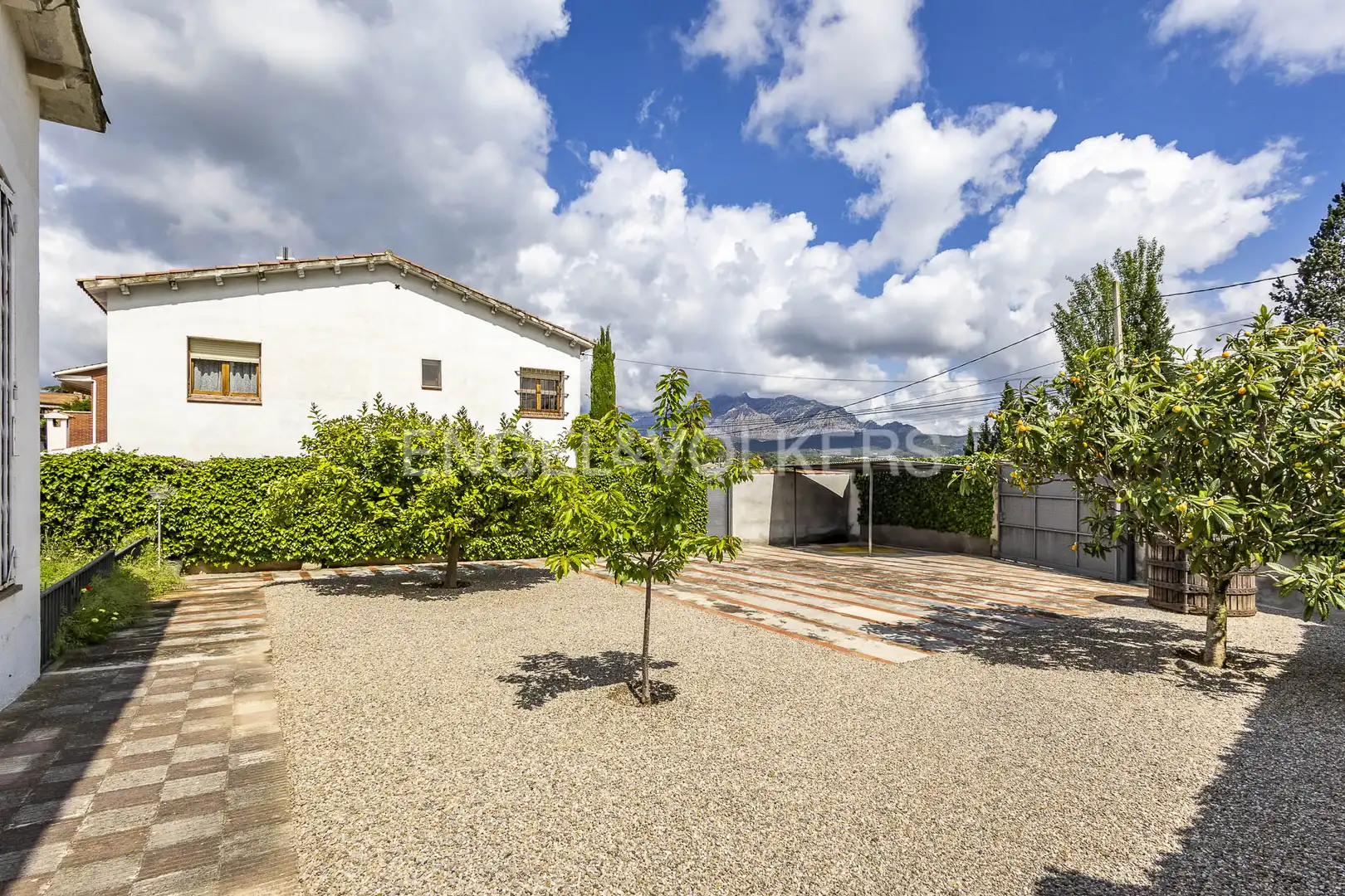 Vista exterior de Casa o chalet en venta en Esparreguera con Calefacción y Jardín privado